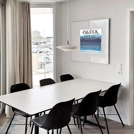 Exklusive Meerblickwohnung In 1 Reihe *